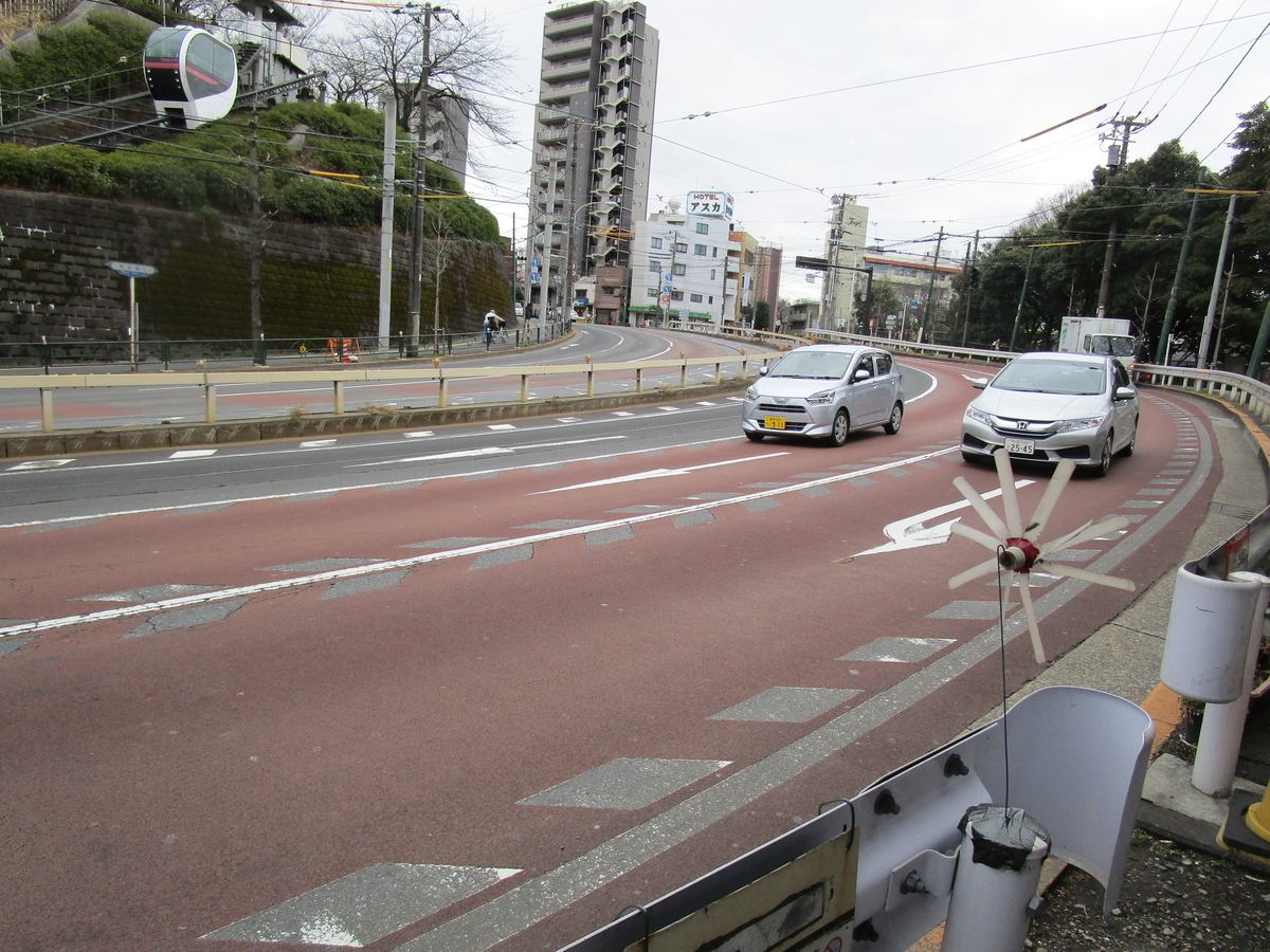 f:id:hideki-sansho:20180310124340j:plain f:id:hideki-sansho:20180310124340j:plain