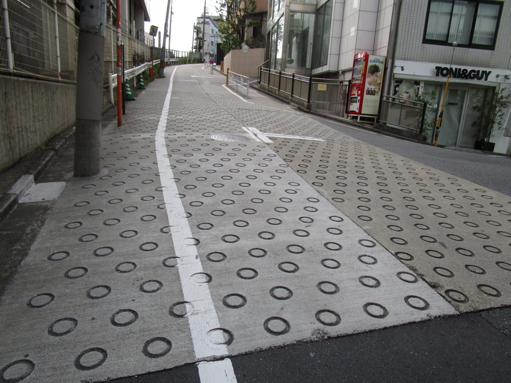 f:id:hideki-sansho:20180416173537j:plain f:id:hideki-sansho:20180416173537j:plain