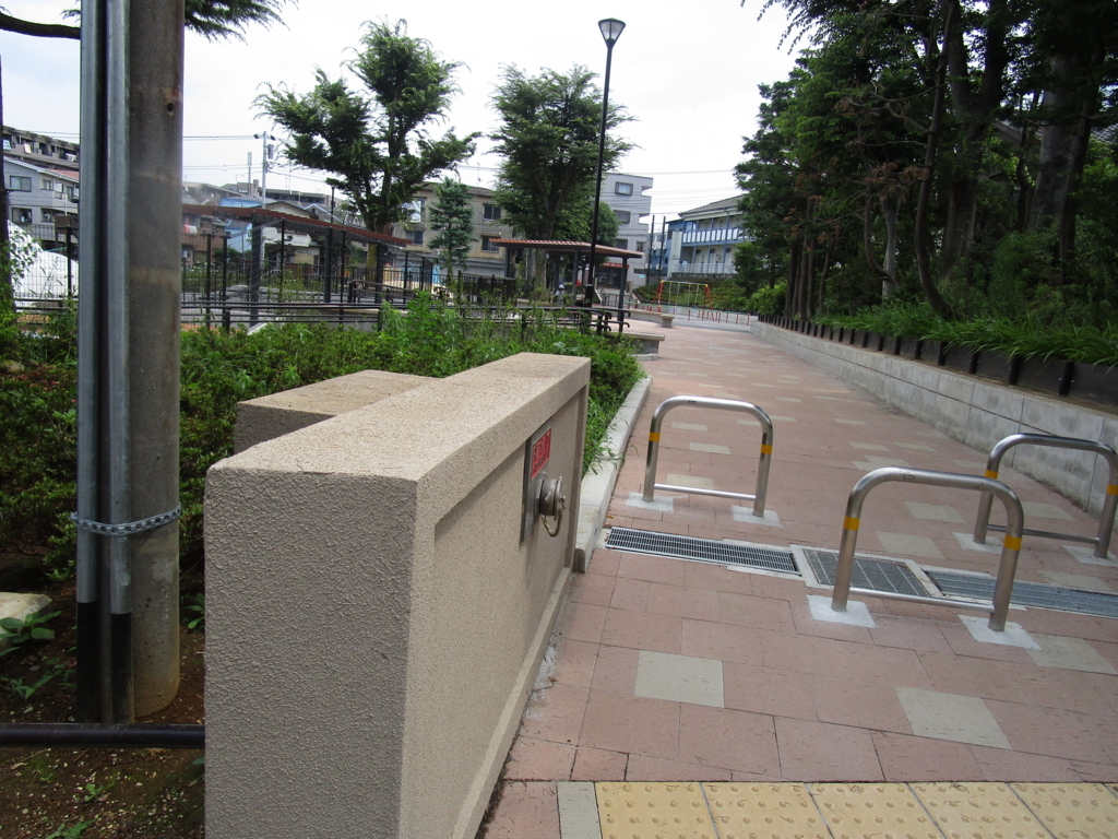 f:id:hideki-sansho:20180622202528j:plain f:id:hideki-sansho:20180622202528j:plain