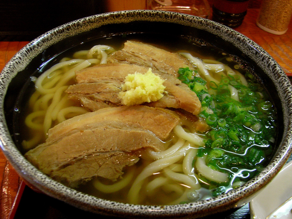 冨屋・バラ肉うどん