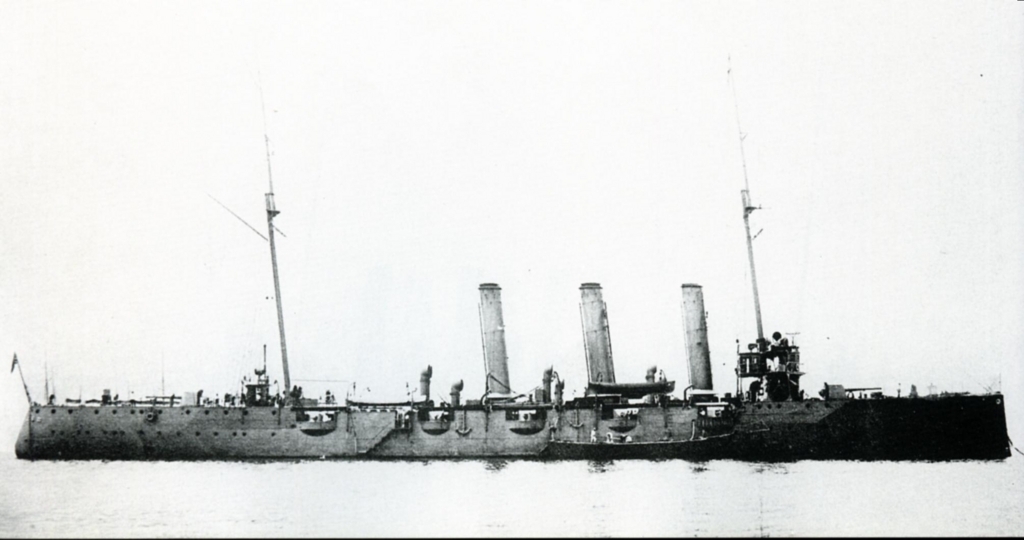 Japanese_cruiser_Otowa