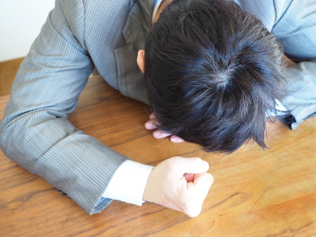 泣けるほど 悔しいのならば あなたはまもなくブレイクする 不器用なヤツ ほど 売れる 僕はこうして営業を磨いてきた 不動産営業 住宅営業のコツ