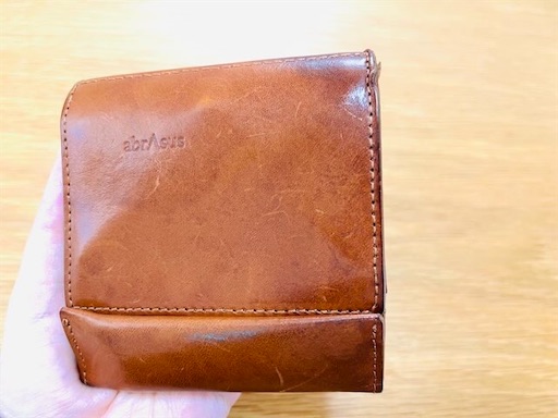 経年変化】アブラサス「薄い財布」ブッテーロレザー6年使用レビュー