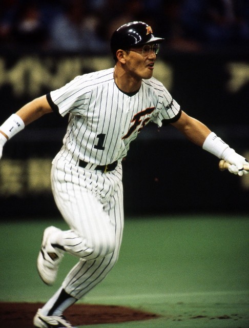 新庄劇場開幕?!】日本ハムファイターズ背番号1の歴史 - 広げる世界 新庄劇場開幕?!】日本ハムファイターズ背番号1の歴史 - 広げる世界