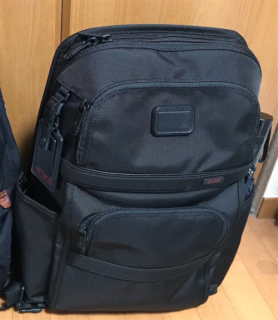 TUMIコンパクトスリムバックパック TUMIコンパクトスリムバックパック
