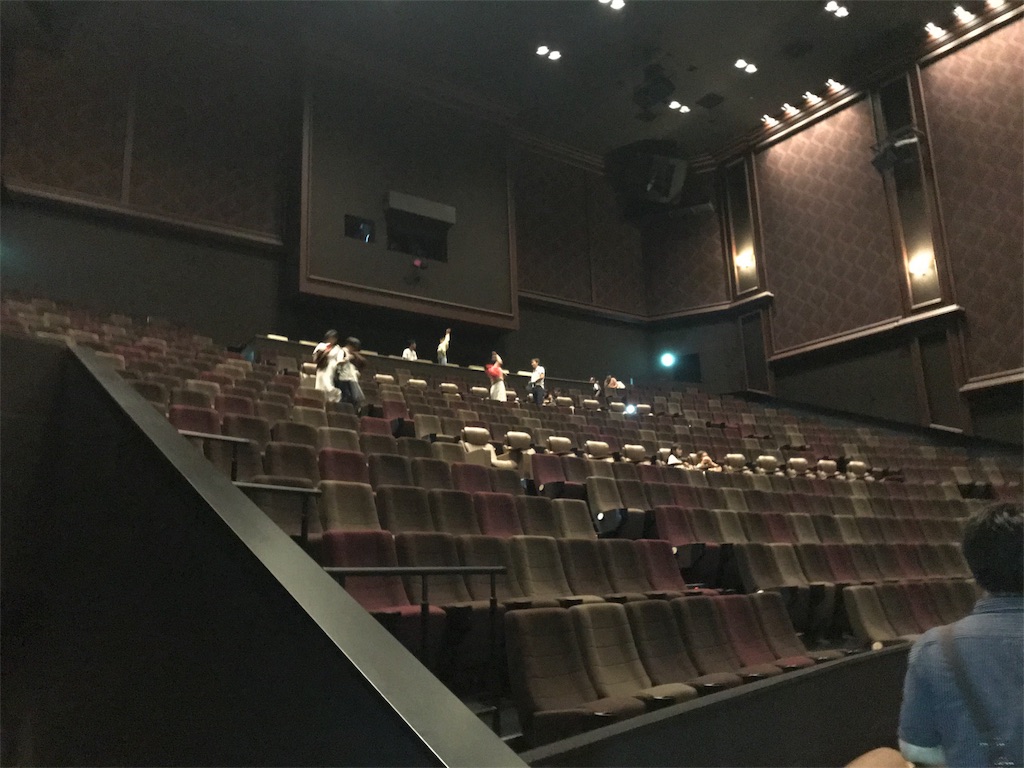 グランドシネマサンシャインに行ってきました ロビーから国内最大imaxスクリーンまでレビュー 劇場レポート 映画館を見に行くヒト グランドシネマサンシャインに行ってきました ロビーから国内最大imaxスクリーンまでレビュー 劇場レポート 映画館を見に行くヒト