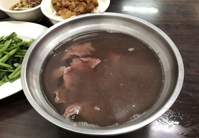 阿財牛肉湯の牛肉湯