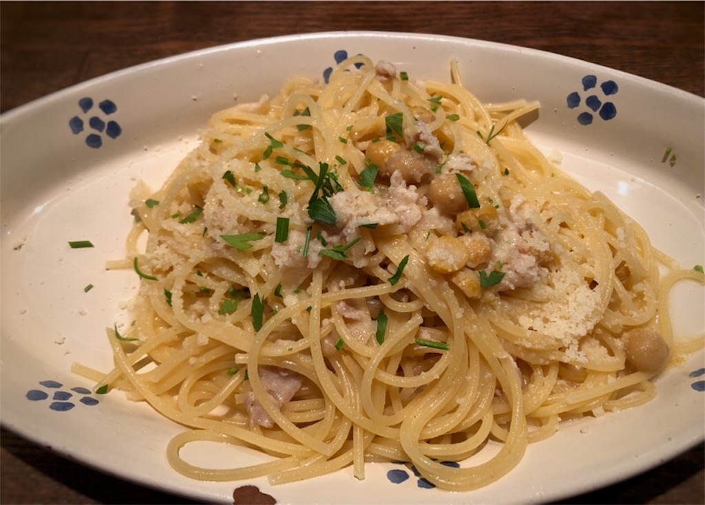 ひよこ豆と豚肉のスパゲティ