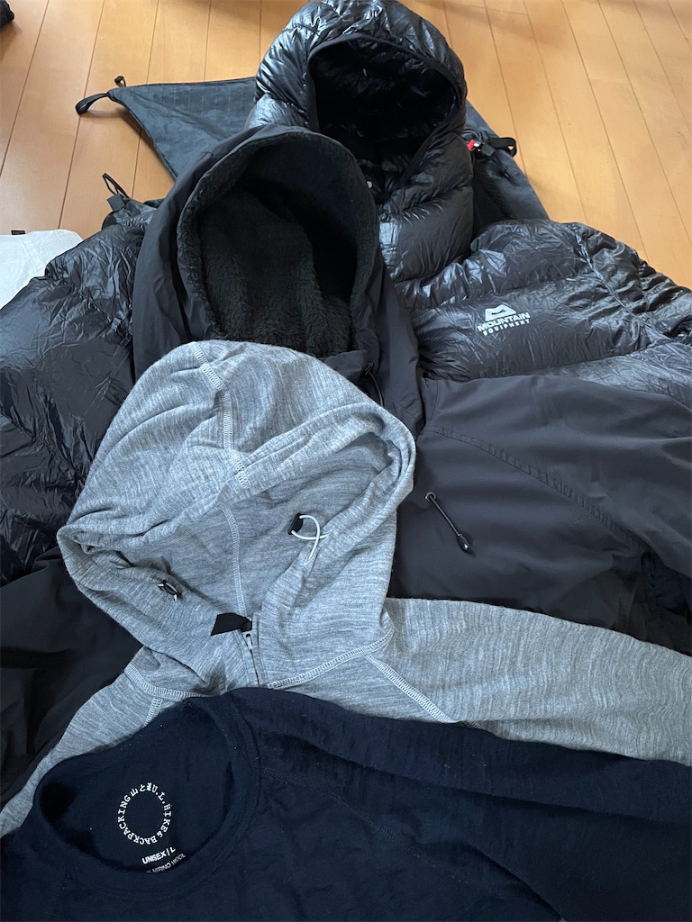 冬の登山・CAMPなどのアウトドアに4万円以下の高コスパダウン