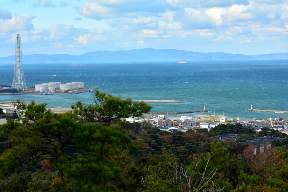 f:id:hikojima:20181209104018j:plain f:id:hikojima:20181209104018j:plain