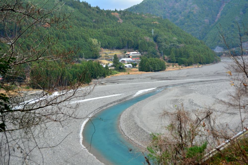 f:id:hikojima:20181219112029j:plain