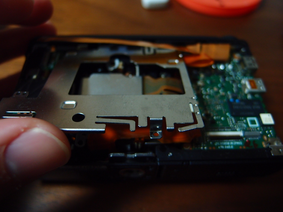 オリンパスXZ-10のレンズ分解整備した - 宝の持ち腐れ