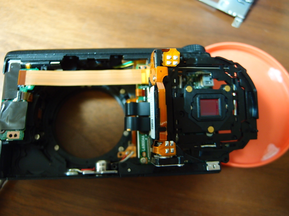 OLYMPUS XZ-10本体のみ動作未確認ジャンクにて OLYMPUS XZ-10 動作未確認 ジャンク