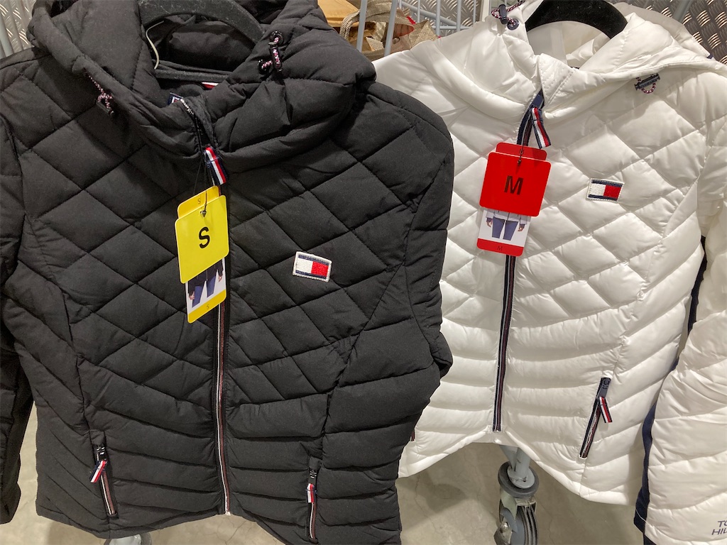 美品　トミーヒルフィガー中綿入りジャンパー TOMMY HILFIGER - 中綿 トミーヒルフィガー ジャケット