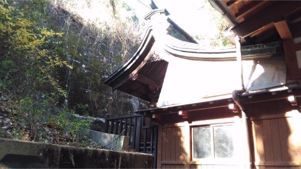 福地八幡神社(南下條)の本殿