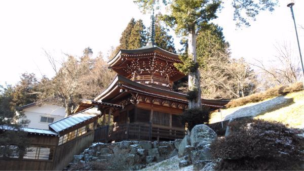光徳寺の仏舎利殿