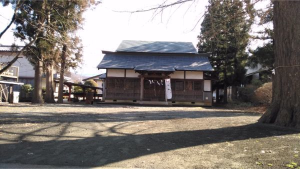 八王子神社の拝殿