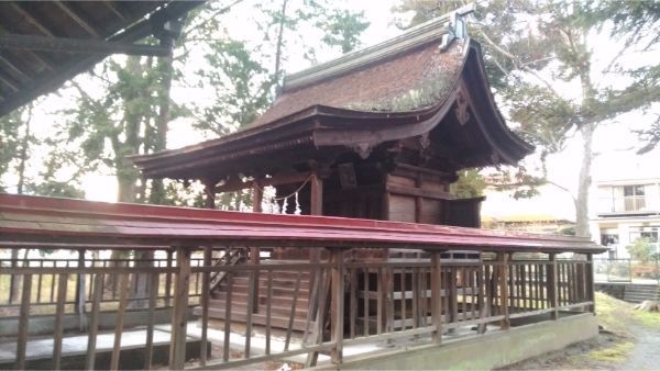 八幡穂見神社本殿