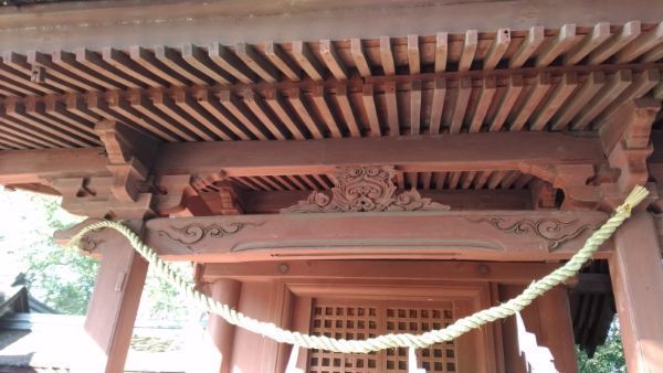 親母神社の向拝