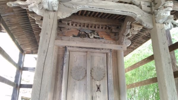 熊野神社本殿の母屋正面