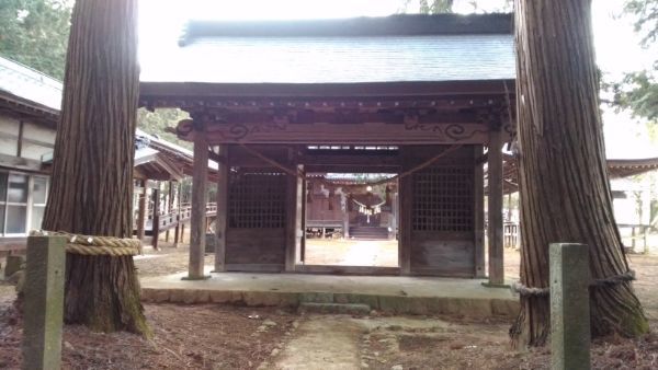 熱那神社随神門