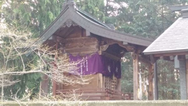 川会神社本殿