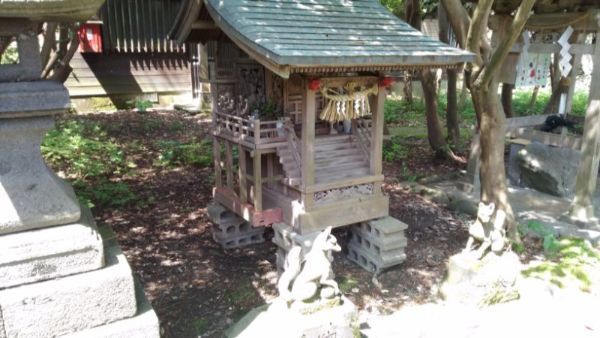 江野神社の稲荷社