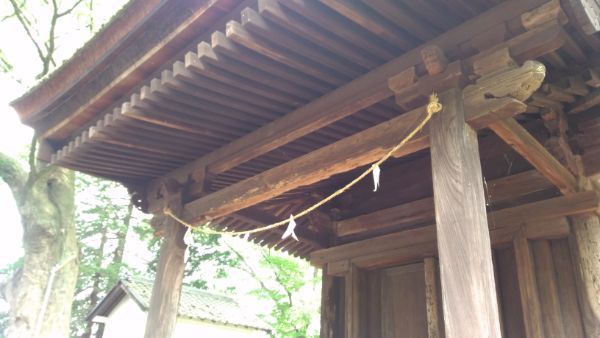 高良神社向拝