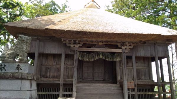 松苧神社本殿