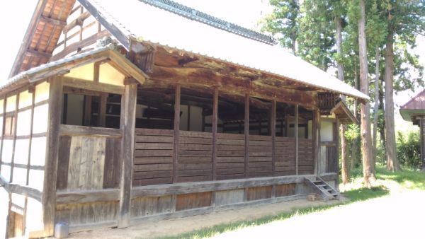 塩野神社廻り舞台