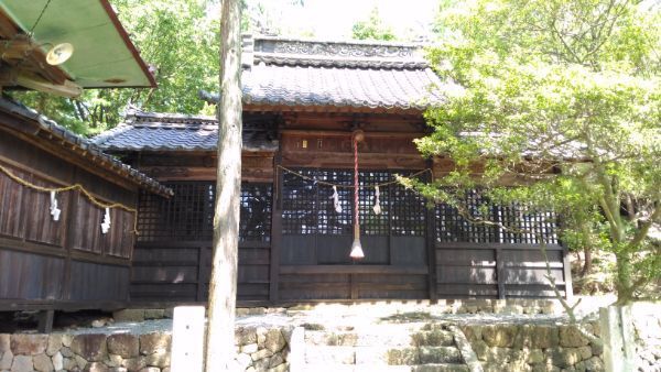 塩野神社拝殿