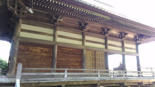 観音堂背面