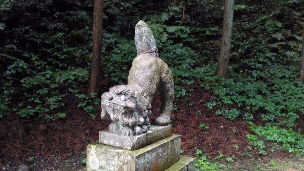 水上八幡神社狛犬