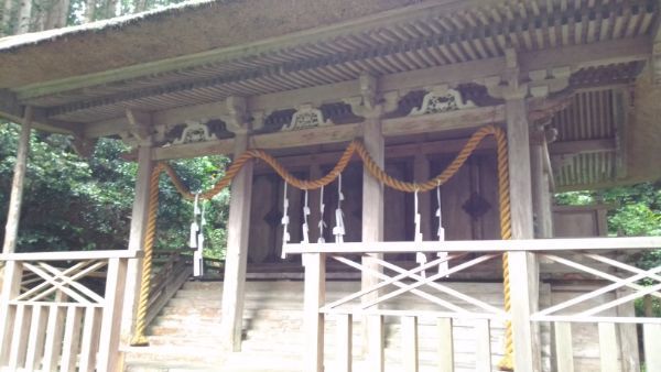 水上八幡神社本殿