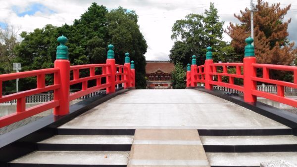 伊賀八幡宮参道
