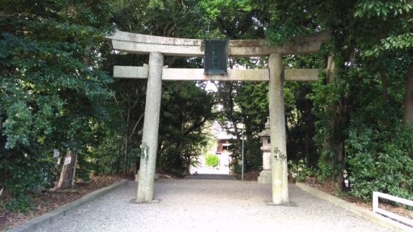 土呂八幡宮鳥居