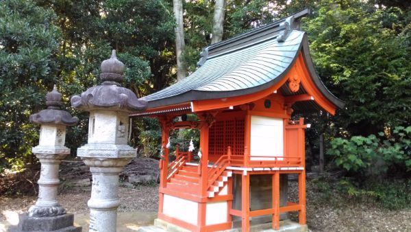 山中八幡宮境内社