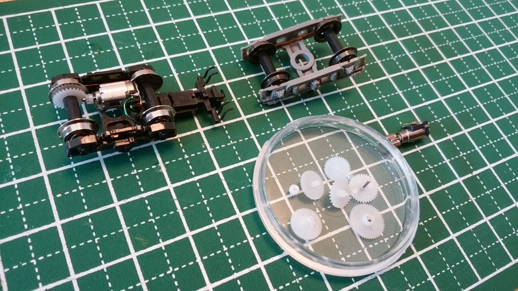 Nゲージの台車に小型モーターを架装してみた 日ノ出前検車区