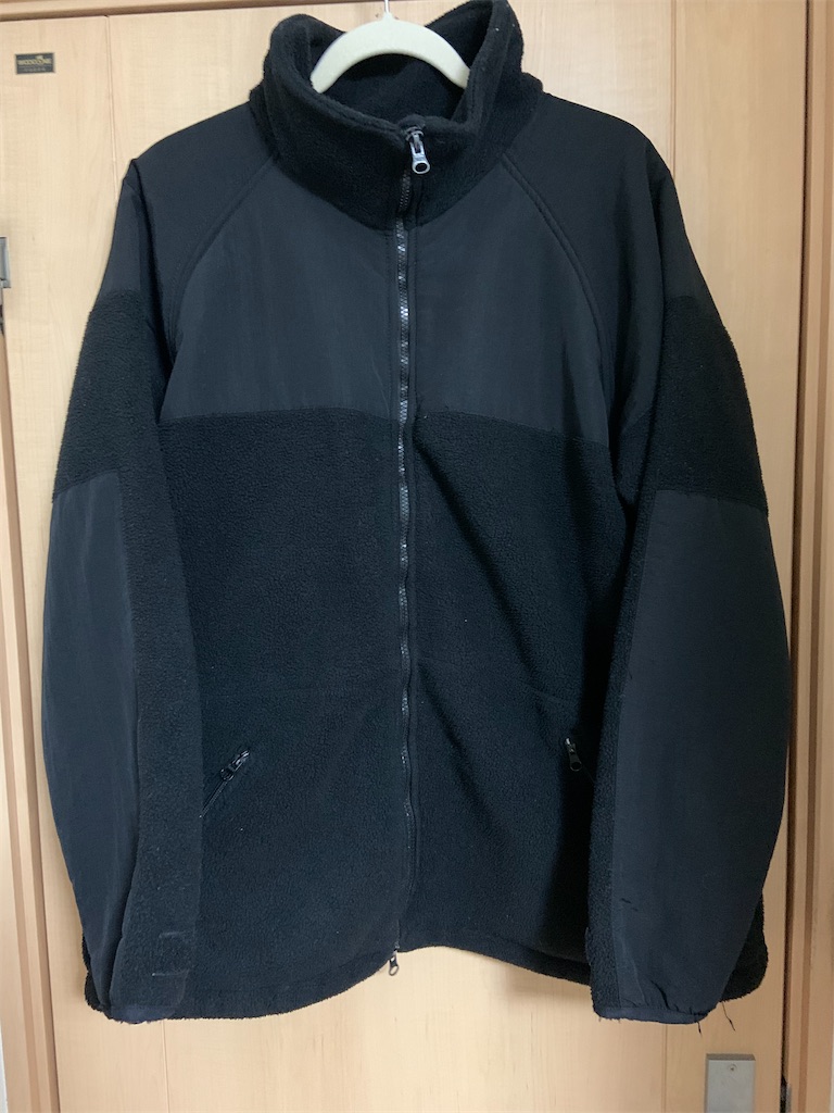 この冬本当に買って良かった服 Us Army Ecwcs Gen2 Level3 Fleece 本と服が好きな大学生のブログ