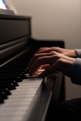 慣れない左手を動かすために