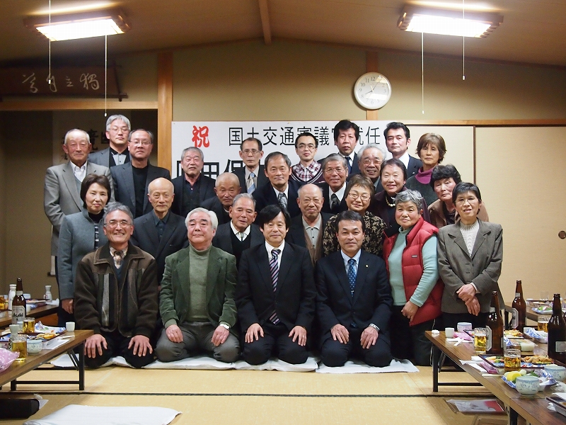 原田保夫さん 滝のある風景
