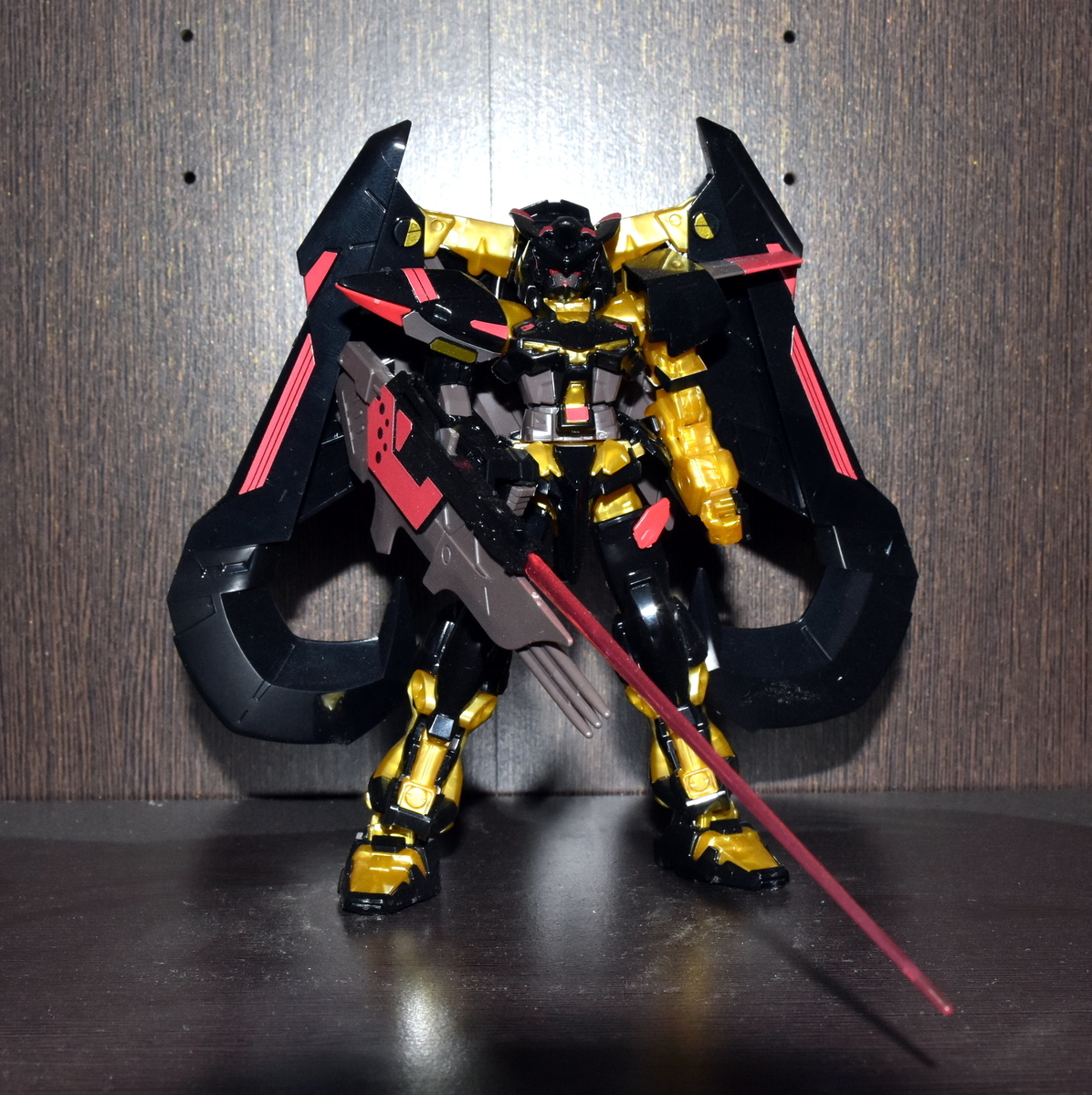 ガンプラ ガンダムアストレイゴールドフレーム BANDAI ガンプラ