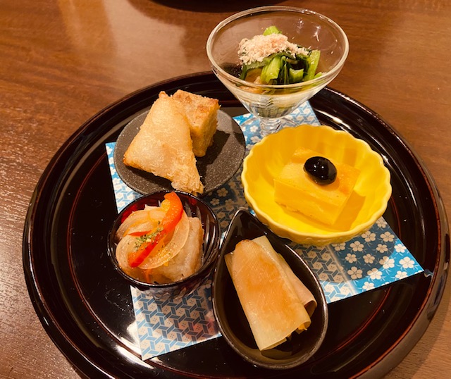 まるやまかわなか