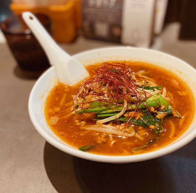 スパイスラーメン点と線.