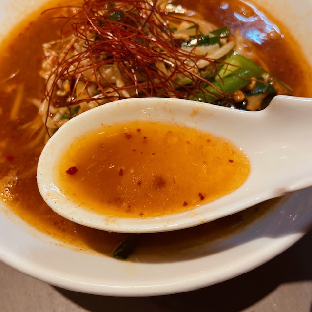 スパイスラーメン点と線.