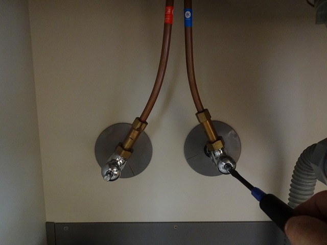 キッチンの蛇口交換してみた。水道工事業者からボッタクリに ...