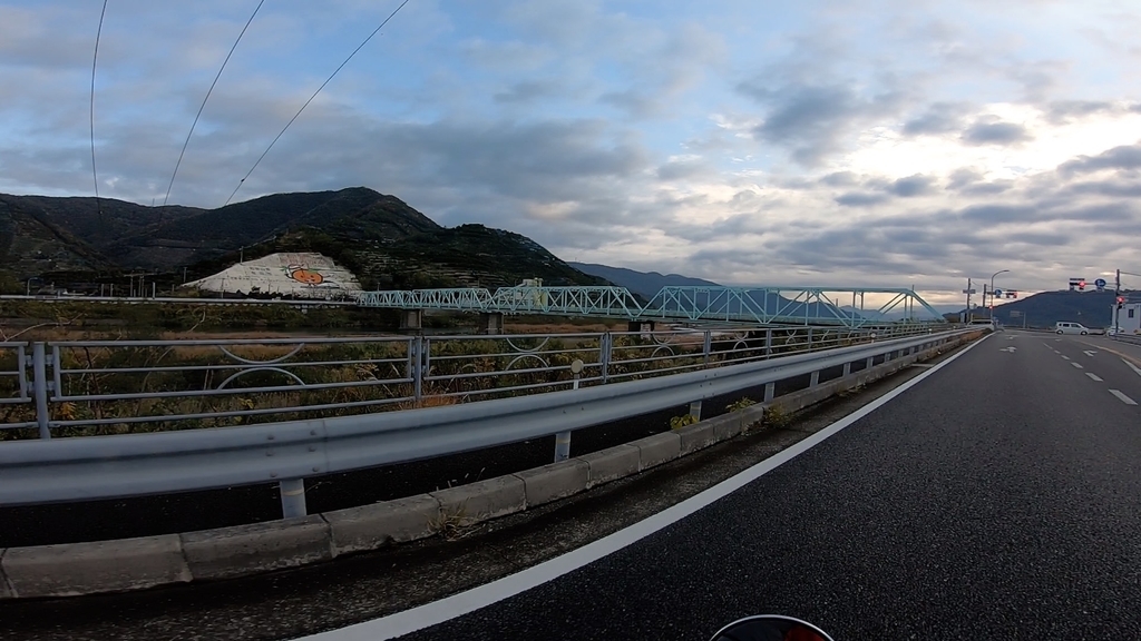 f:id:hiro-maki:20190109220709j:plain