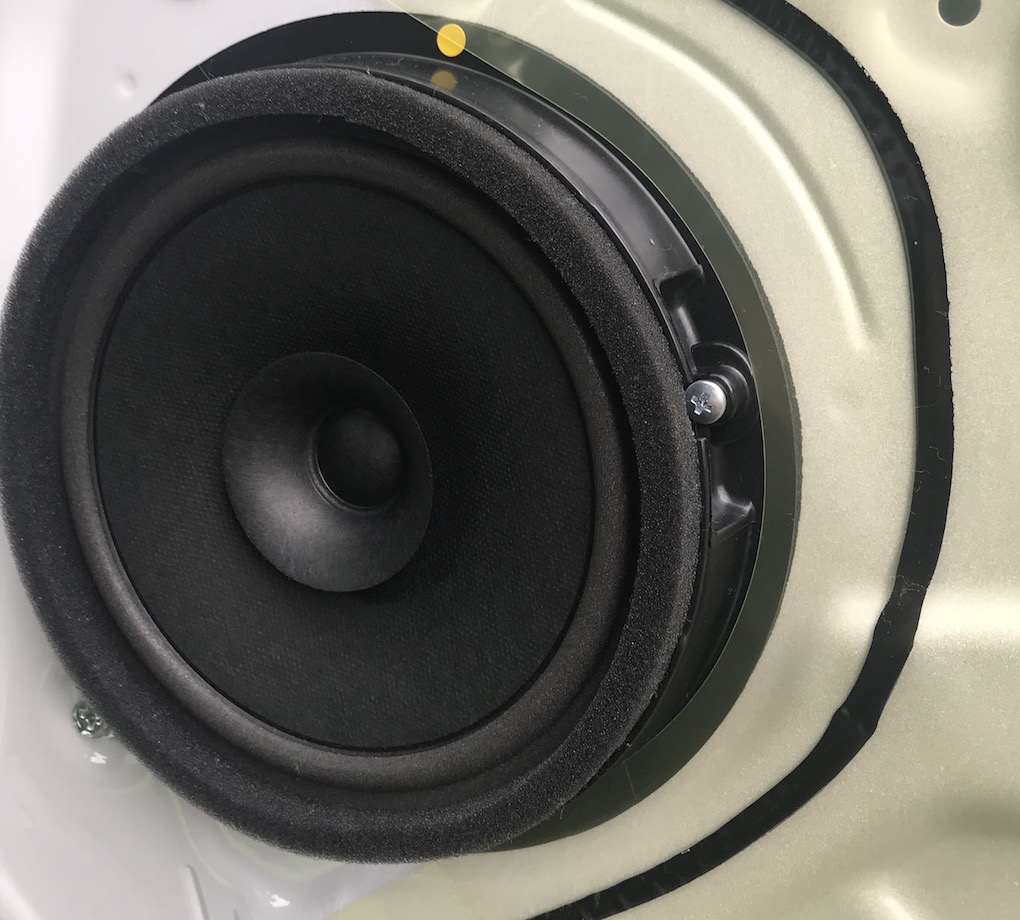 日本産】 エブリイ/クリッパー/スクラム（17V系ラジオ付バン