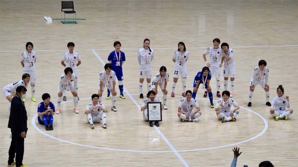 f:id:hiro_16ban:20201115063902j:plain