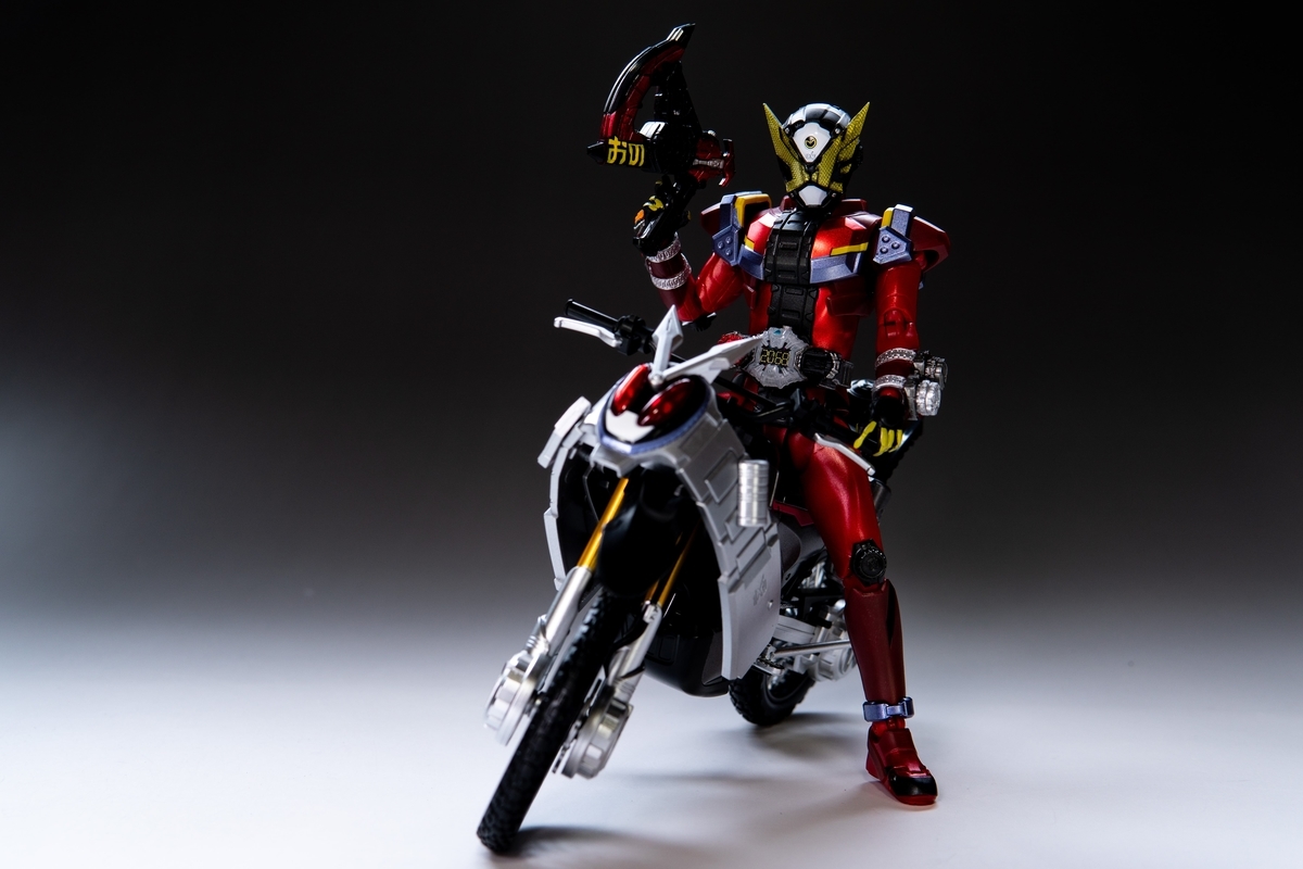 レビュー】 S.H.Figuarts ライドストライカー＆ジカンギレード